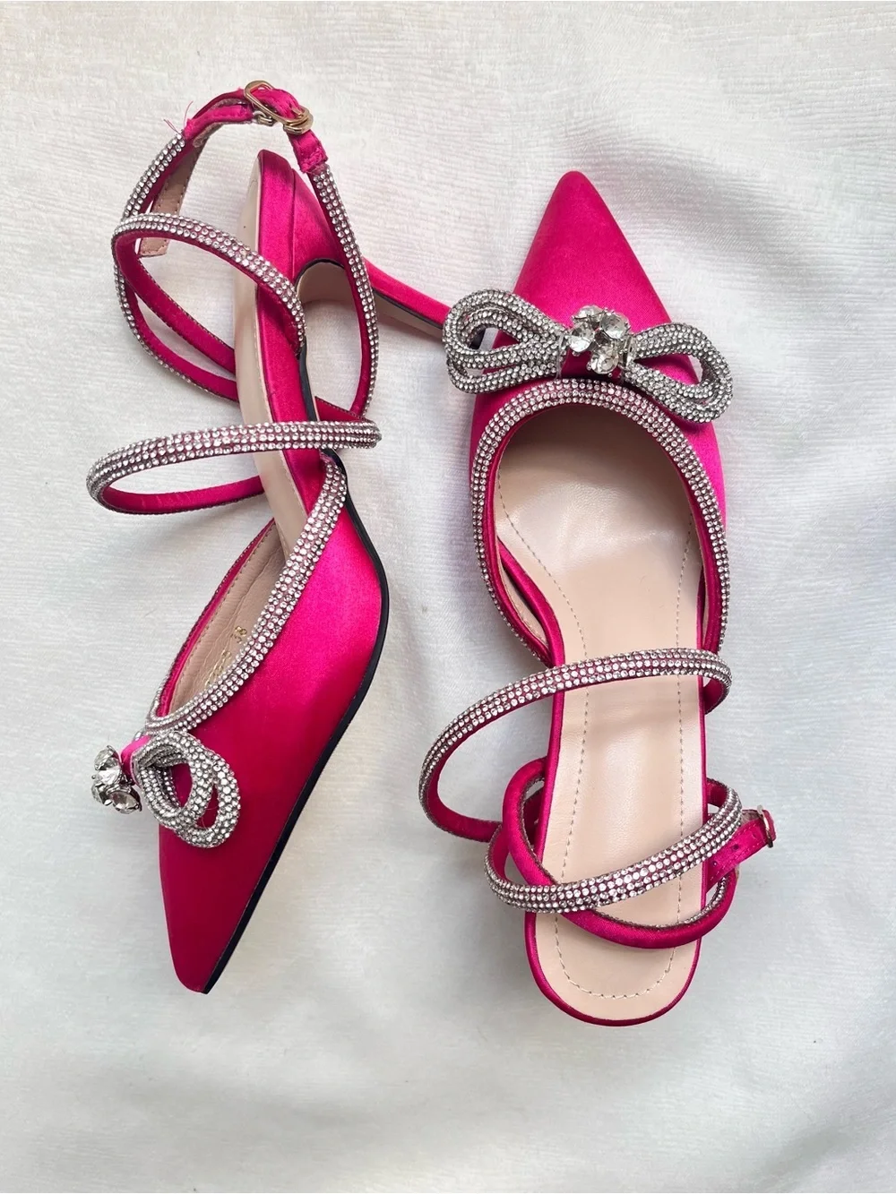 Fuchsia Crystal-Embellished Wrap around Pointed Toe Strappy kitten heels 7.5